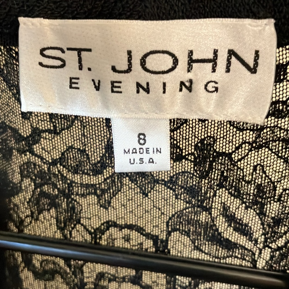 Amazing St John Evening Jacket! Lace Back And Lace Inserts On Back/Sleeves Love! - Picture 8 of 11